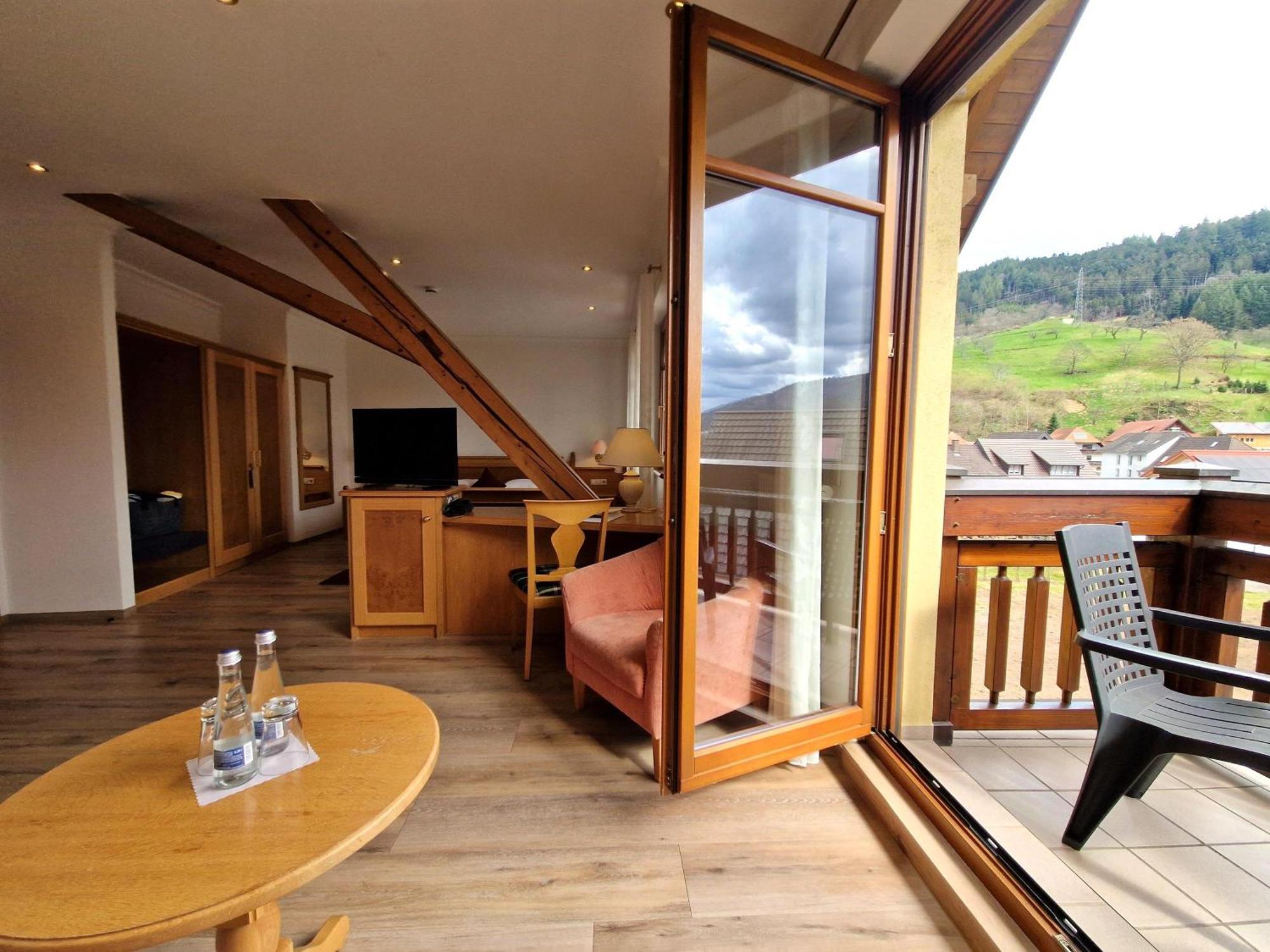 Mosers Blume Relax & Genuss Hotel Haslach im Kinzigtal Exterior foto